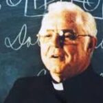 Padre Joe Martin: El sacerdote de charlas de tiza