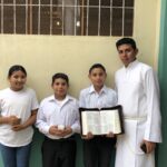 Seminarian Alexander Pérez and Altar Servers in Tablones